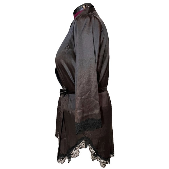 Rhonda Shear Black Satin and Lace Kimono Robe - Picture 2 of 14